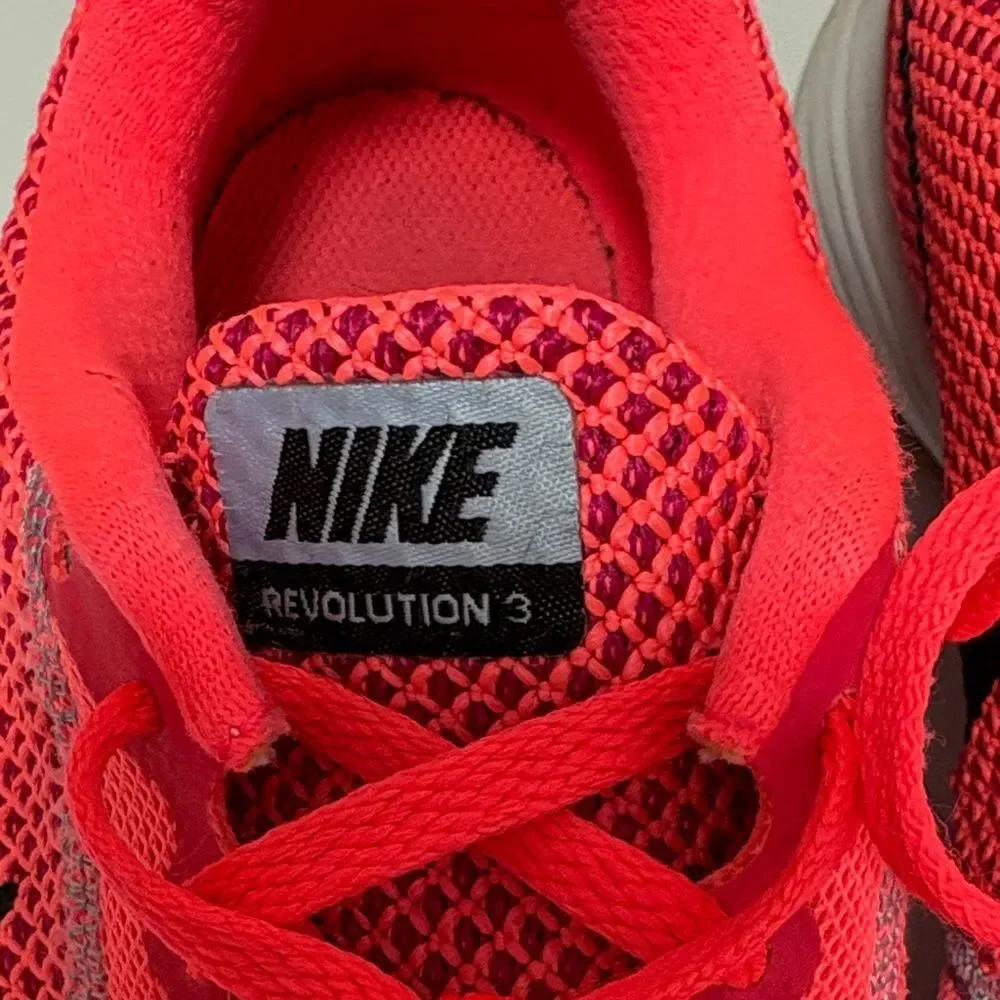 Nike Revolution 3 Women's Athletic Shoes - Pink Size 8.5